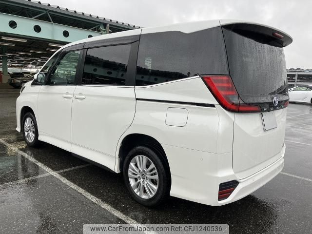 toyota noah 2023 quick_quick_6AA-ZWR95W_ZWR95-0017503 image 2