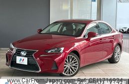 lexus is 2018 CFJ1716924