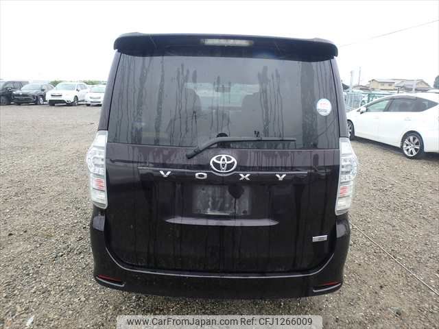 toyota voxy 2010 NIKYO_YZ71583 image 2