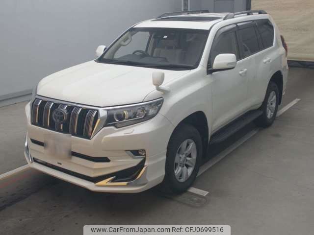 toyota land-cruiser-prado 2022 -TOYOTA--Land Cruiser Prado 3BA-TRJ150W--TRJ150-0137709---TOYOTA--Land Cruiser Prado 3BA-TRJ150W--TRJ150-0137709- image 1