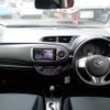 toyota vitz 2012 REALMOTOR_N2023070199A-24 image 8