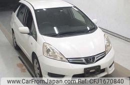 honda fit-shuttle 2014 CFJ1670840