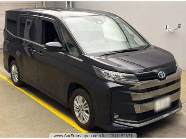 toyota noah 2022 quick_quick_6AA-ZWR95W_0010372 image 1