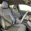 toyota c-hr 2020 quick_quick_6AA-ZYX11_ZYX11-2030407 image 9