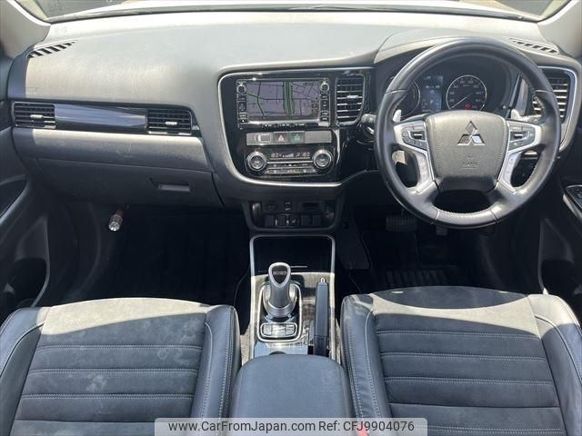 mitsubishi outlander-phev 2015 -MITSUBISHI--Outlander PHEV DLA-GG2W--GG2W-0306069---MITSUBISHI--Outlander PHEV DLA-GG2W--GG2W-0306069- image 2