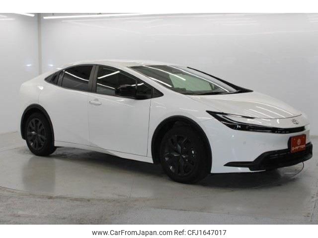 toyota prius 2023 CFJ1647017 image 2