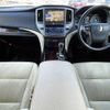 toyota crown 2015 504928-928131 image 1