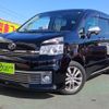 toyota voxy 2012 -TOYOTA--Voxy DBA-ZRR70W--ZRR70-0520263---TOYOTA--Voxy DBA-ZRR70W--ZRR70-0520263- image 1