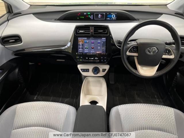 toyota prius 2018 -TOYOTA--Prius DAA-ZVW50--ZVW50-6135559---TOYOTA--Prius DAA-ZVW50--ZVW50-6135559- image 2