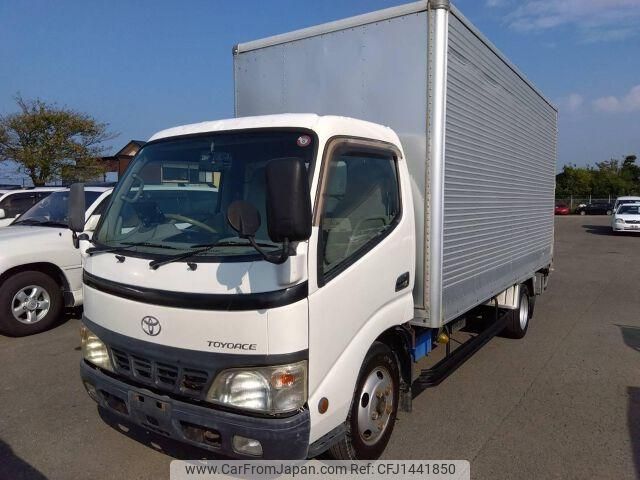 toyota toyoace 2002 CFJ1441850 image 1