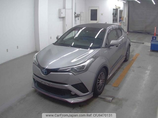 toyota c-hr 2017 quick_quick_DAA-ZYX10_ZYX10-2010657 image 1