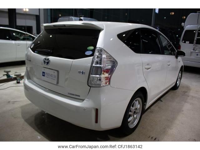 toyota prius-α 2013 CFJ1863142 image 2