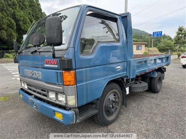 car_7c8c266a-a2ad-4e7f-9609-