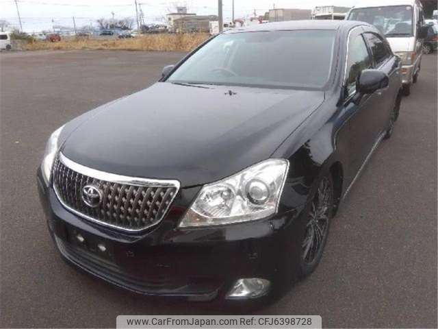 toyota crown-majesta 2010 -TOYOTA--Crown Majesta DBA-URS206--URS206-1004024---TOYOTA--Crown Majesta DBA-URS206--URS206-1004024- image 1