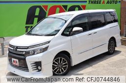 toyota voxy 2014 CFJ0744846