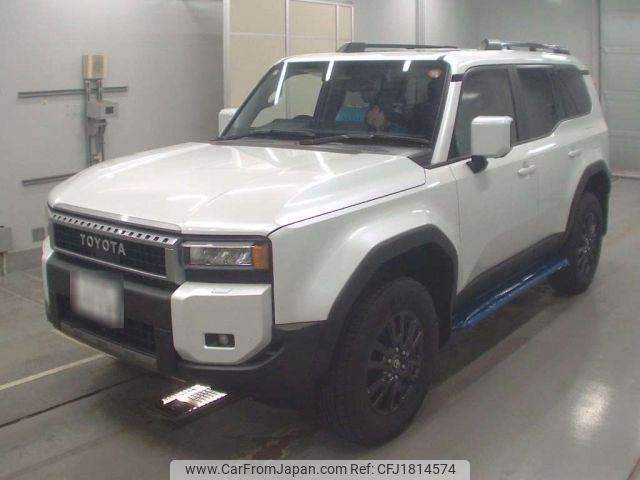 toyota land-cruiser-wagon 2025 CFJ1814574 image 1