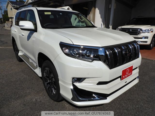 toyota land-cruiser-prado 2022 22942912 image 1