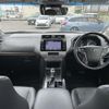 toyota land-cruiser-prado 2018 -TOYOTA--Land Cruiser Prado LDA-GDJ150W--GDJ150-0025371---TOYOTA--Land Cruiser Prado LDA-GDJ150W--GDJ150-0025371- image 16