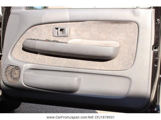 toyota hilux-sports-pick-up 2001 CFJ1878931 image 2