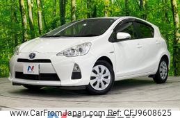 toyota aqua 2013 -TOYOTA--AQUA DAA-NHP10--NHP10-2223960---TOYOTA--AQUA DAA-NHP10--NHP10-2223960-