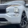 mitsubishi outlander-phev 2022 CFJ1569787 image 13