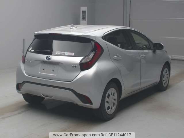 toyota aqua 2022 -TOYOTA--AQUA 6AA-MXPK11--MXPK11-2062789---TOYOTA--AQUA 6AA-MXPK11--MXPK11-2062789- image 2