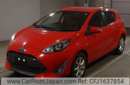 toyota aqua 2018 CFJ1637854