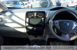 nissan leaf 2017 NIKYO_RE82185