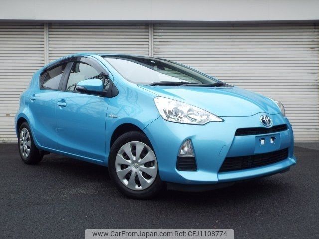 toyota aqua 2014 -TOYOTA--AQUA NHP10--2339039---TOYOTA--AQUA NHP10--2339039- image 1