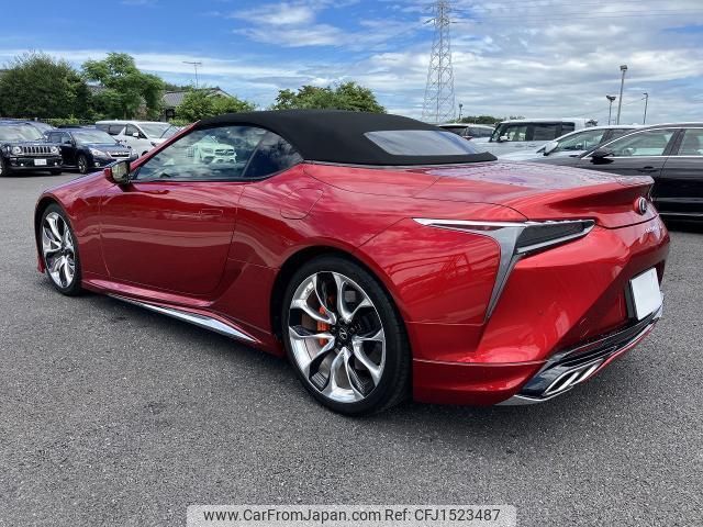 lexus lc 2023 CFJ1523487 image 2