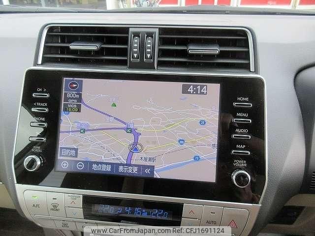 toyota land-cruiser-prado 2023 CFJ1691124 image 2