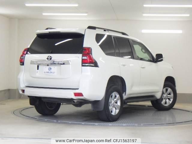 toyota land-cruiser-prado 2021 CFJ1563197 image 2