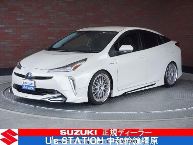 toyota prius 2020 quick_quick_DAA-ZVW55_ZVW55-6012415 image 1