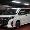 toyota noah 2018 GOO_JP_700100243030230304004 image 1