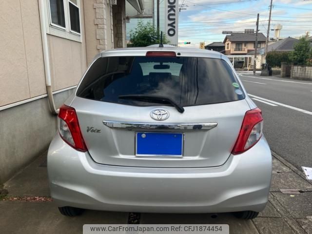 toyota vitz 2013 CFJ1874454 image 2