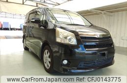 toyota noah 2007 ENHANCEAUTO_1_ea286854