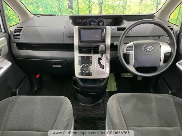 toyota noah 2012 -TOYOTA--Noah DBA-ZRR70G--ZRR70-0501956---TOYOTA--Noah DBA-ZRR70G--ZRR70-0501956- image 2