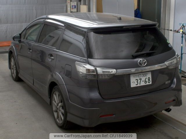 toyota wish 2012 CFJ1849039 image 2