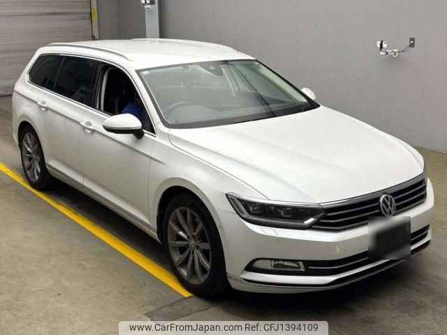 volkswagen passat-variant 2020 quick_quick_LDA-3CDFC_WVWZZZ3CZKE125184 image 1