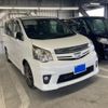 toyota noah 2010 -TOYOTA--Noah DBA-ZRR70W--ZRR70-0325693---TOYOTA--Noah DBA-ZRR70W--ZRR70-0325693- image 1