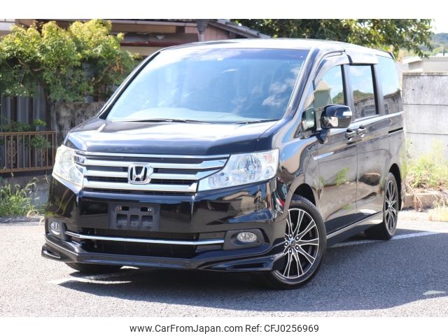 honda stepwagon 2014 -HONDA--Stepwgn RK1--RK1-1401945---HONDA--Stepwgn RK1--RK1-1401945- image 1