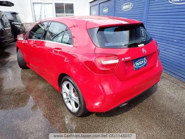 mercedes-benz a-class 2013 quick_quick_DBA-176042_WDD1760422J157876 image 2