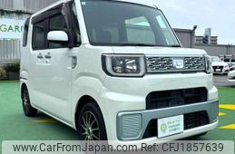 daihatsu wake 2015 CFJ1857639