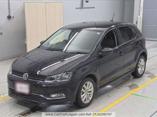 volkswagen polo 2017 -VOLKSWAGEN--VW Polo 6RCJZ-WVWZZZ6RZHU101803---VOLKSWAGEN--VW Polo 6RCJZ-WVWZZZ6RZHU101803- image 1