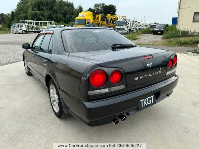 nissan skyline 2000 5507 image 2