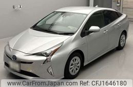 toyota prius 2017 CFJ1646180