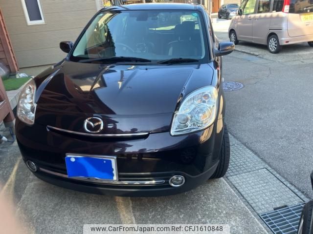 mazda verisa 2011 CFJ1610848 image 1