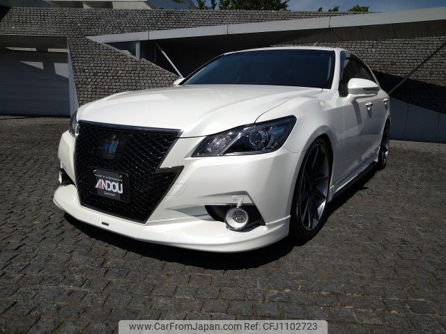 toyota crown 2014 -TOYOTA--Crown DAA-AWS210--AWS210-6069642---TOYOTA--Crown DAA-AWS210--AWS210-6069642- image 1