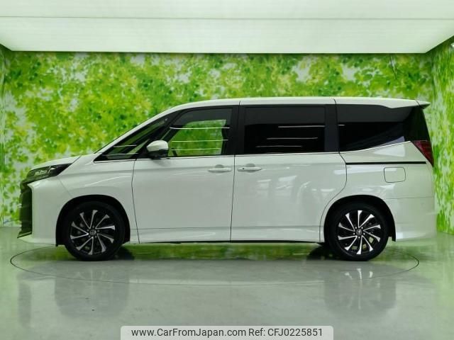 toyota noah 2022 quick_quick_6AA-ZWR90W_ZWR90-0012329 image 2