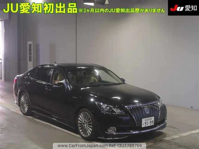 toyota crown-majesta 2014 CFJ1789769 image 1